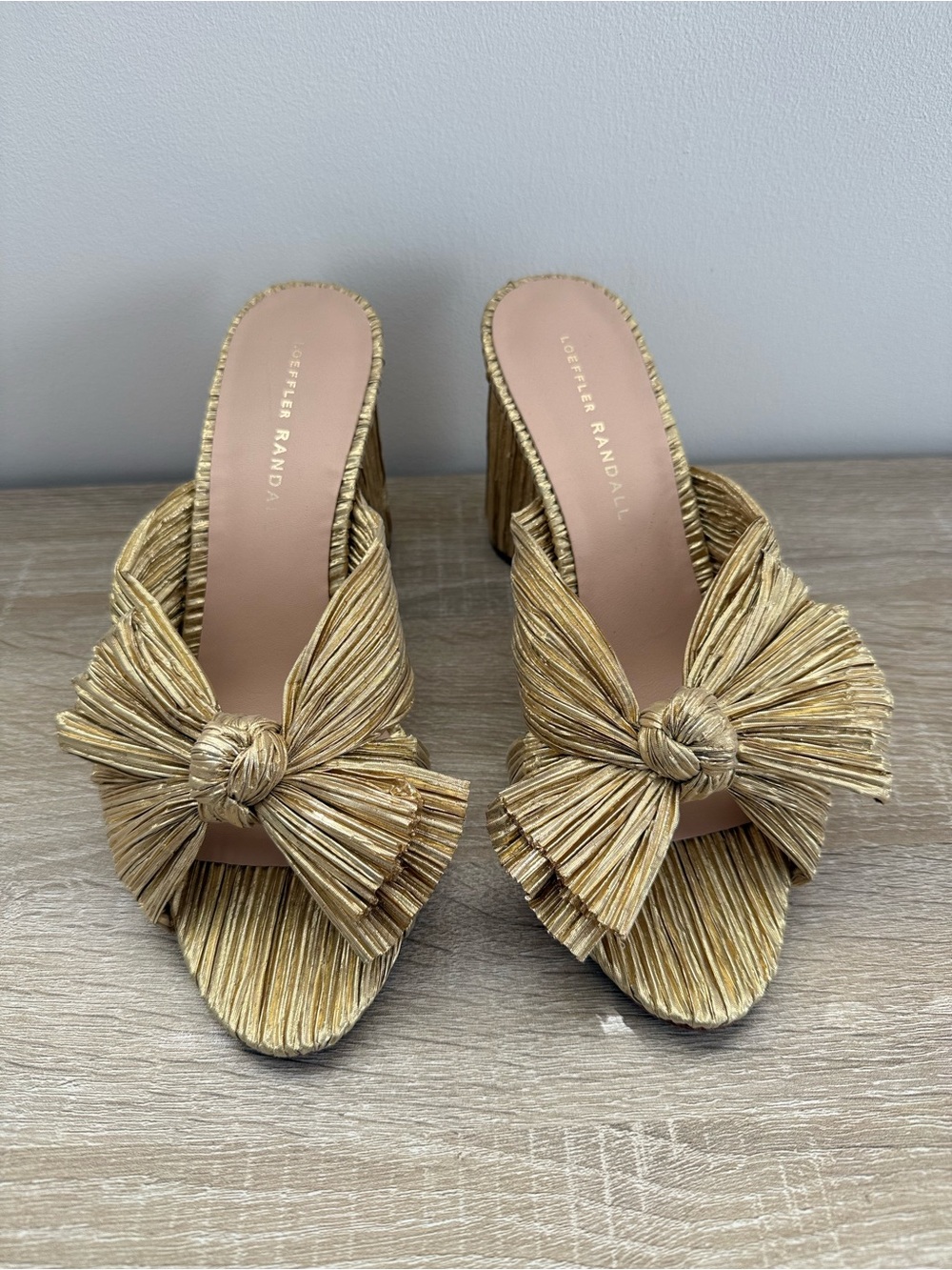 Brand New Loeffler Randall gold heels - size 8 B